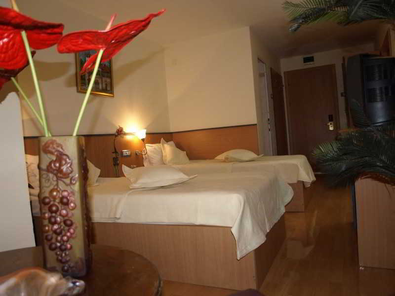 Voila Mamaia Hotel Ngoại thất bức ảnh