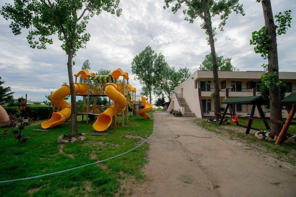 Voila Mamaia Hotel Ngoại thất bức ảnh