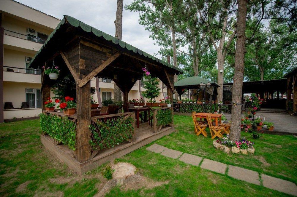 Voila Mamaia Hotel Ngoại thất bức ảnh