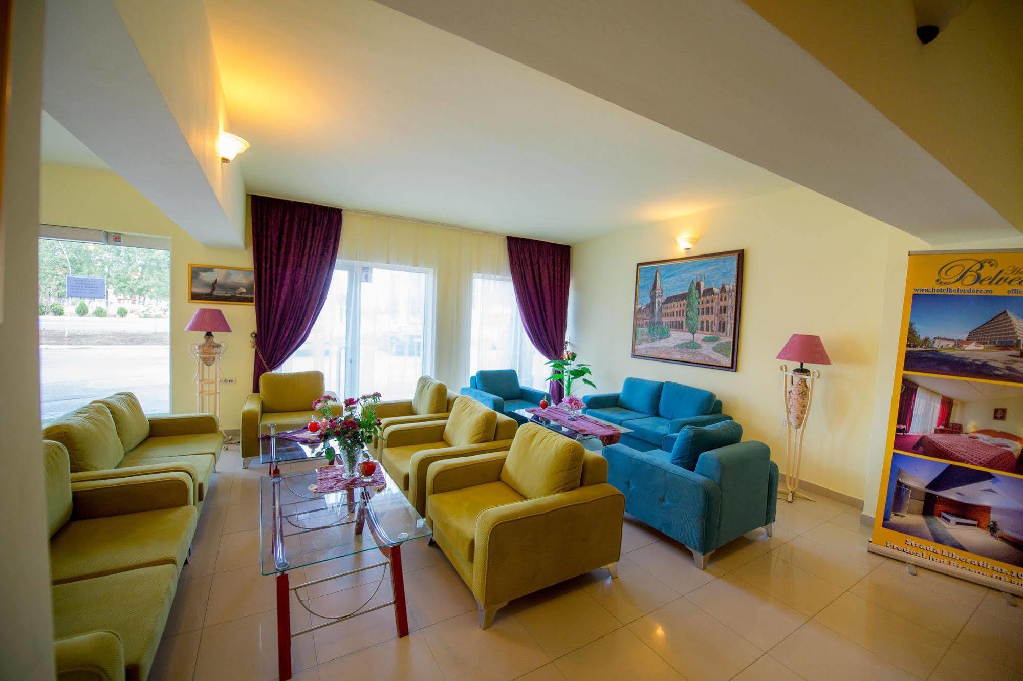 Voila Mamaia Hotel Ngoại thất bức ảnh